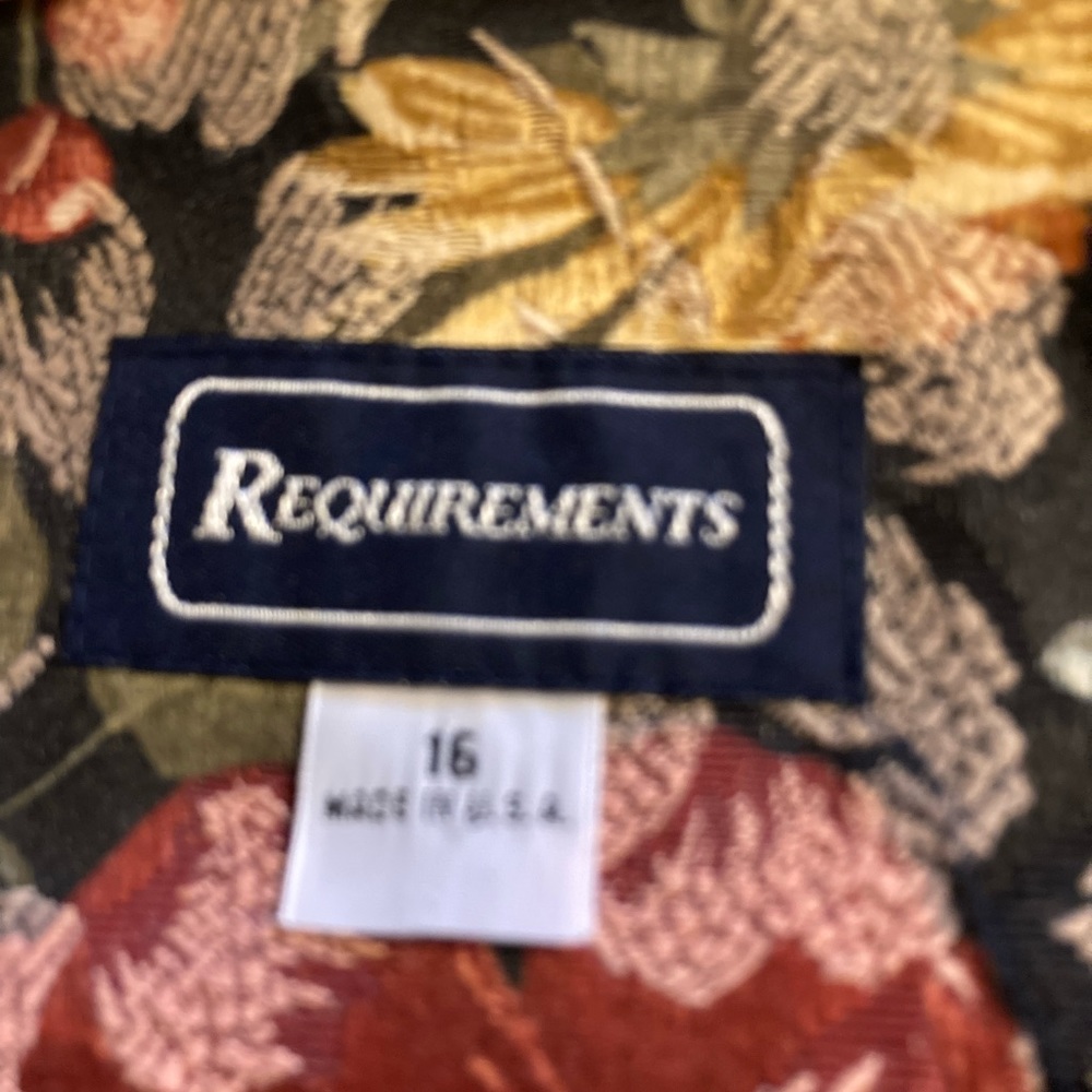 Jacket - Picture 4 of 8